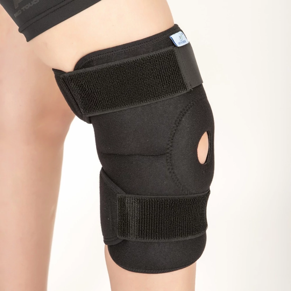 Térdrögzítő patella gyűrűvel (méret nélküli)