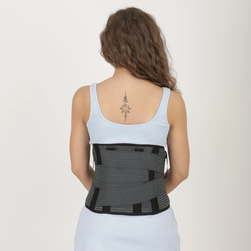 Acélzsinóros fűző Lumbosacral (26 cm)